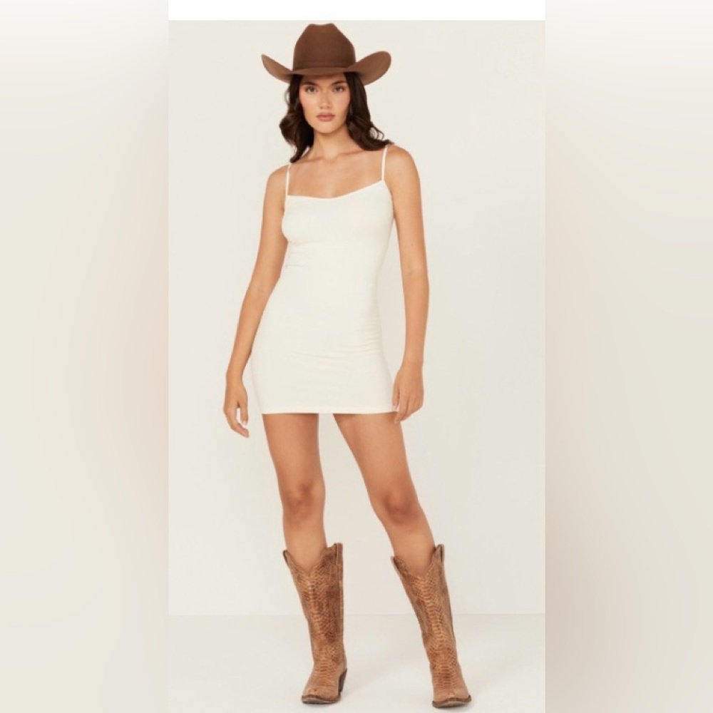 Free People Seamless Mini Slip dress in ivory cream. NWT Size L